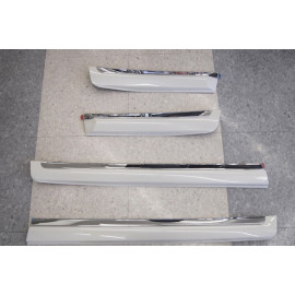 Молдинги на двери Toyota LC200 2016+