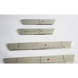 Накладки на пороги toyota hilux 2016+