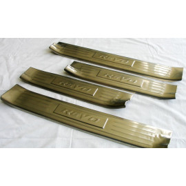 Накладки на пороги Toyota Hilux 2018