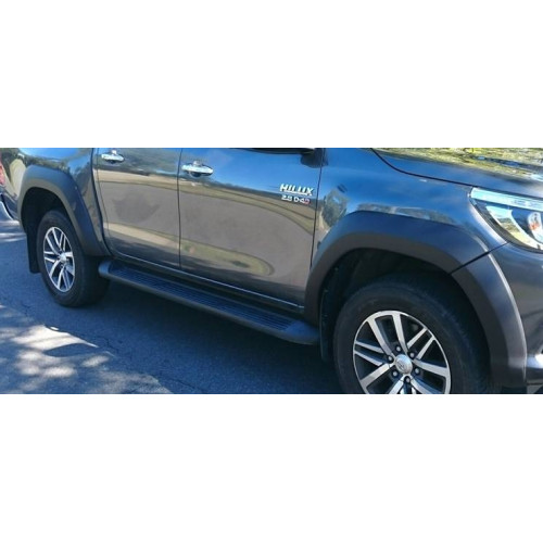 Расширители колесных арок Toyota Hilux 2018