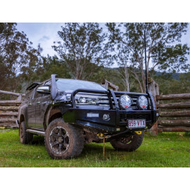 Силовой бампер TJM Toyota Hilux 2018