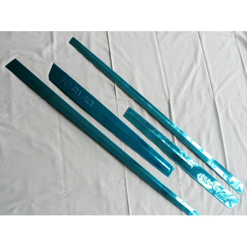 Молдинги на двери Toyota RAV4 2017