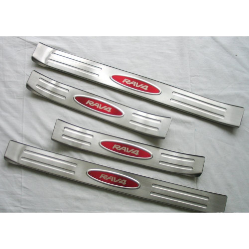 Накладки на пороги Toyota Rav4 2018-2019