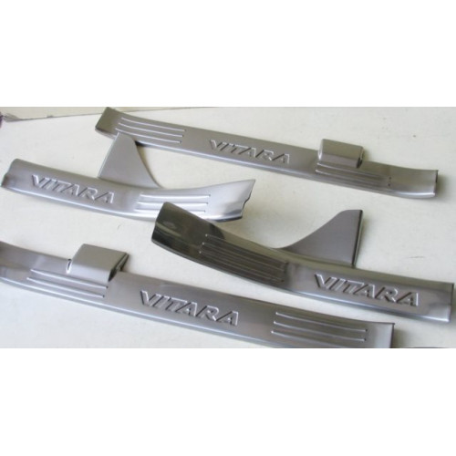 Накладки на пороги Suzuki Vitara 2016-2017