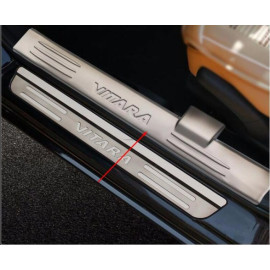 Накладки на пороги Suzuki Vitara 2017+