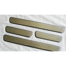 Накладки на пороги Toyota CH-R 2018