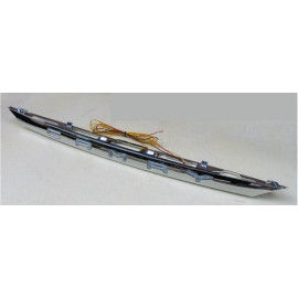 Led вставка между задних фонарей Totoya Camry V70