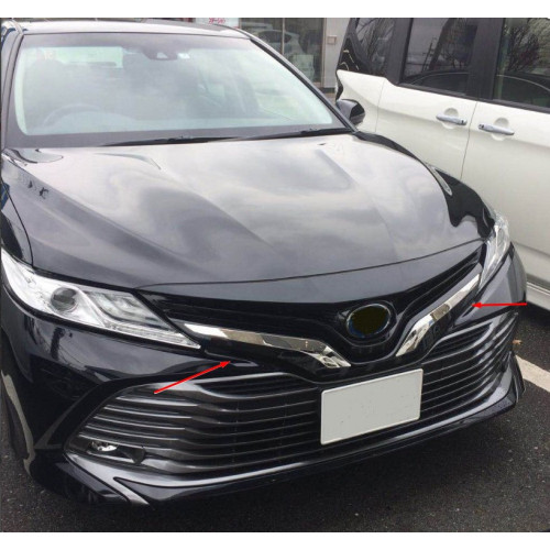 Хром накладки на решетку радиатора Toyota Camry V70 2018