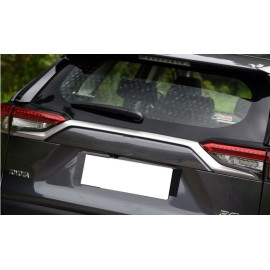 Хром накладка на крышку багажника Toyota Rav4 2019