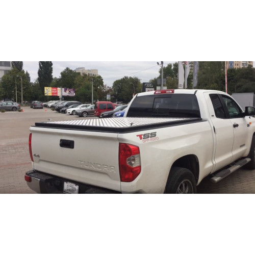 Крышка Toyota Tundra 2018